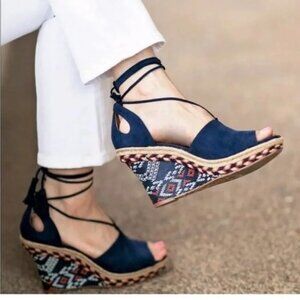 Cabi Isla Wedge Blue Suede Leather Peep Toe Sandals Ankle Tie 6001 Size 7M